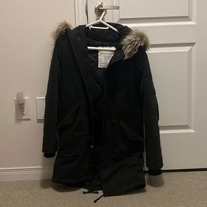 Aritzia down parka in XXS by Community in black